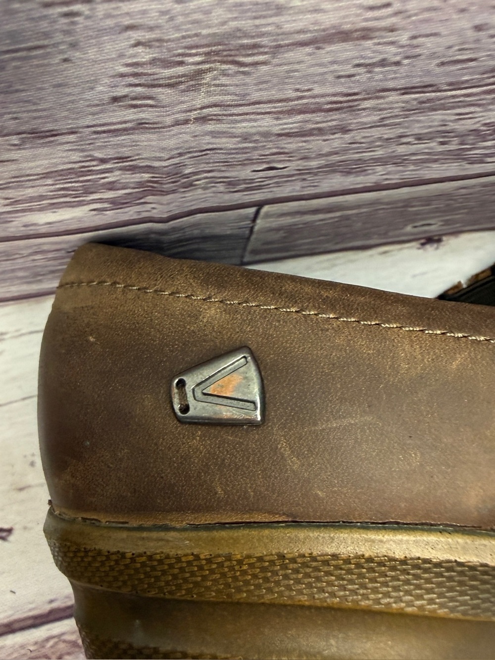 Keen Women's Mora Button brown leather clogs Size 6 - Picture 9 of 10